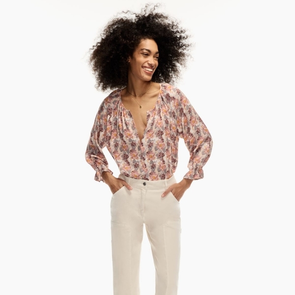 ARITZIA Wilfred Serenity blouse size L in EUC - Picture 1 of 10